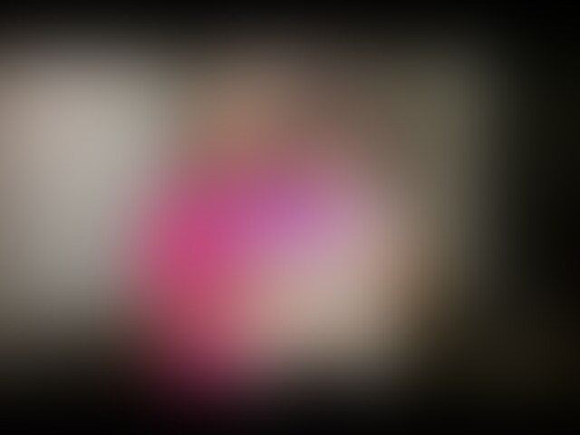 ヘソ出しの超セクシーな21歳の女の子を渋谷でナンパして乳を揉むww【おっぱいかビンタ#187】 (2/2)