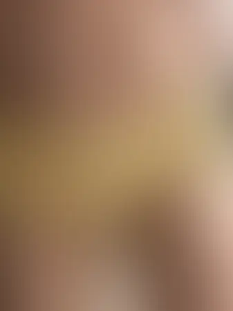 ぽぽぽ🌼(🥰女子大生の下着姿🥰)「ぽぽぽの今日のパンツです🥰🥰 黄色のデカパンツ😅 クロッチ汚れはプラン加入で見れますよ🥰」の投稿サムネイル