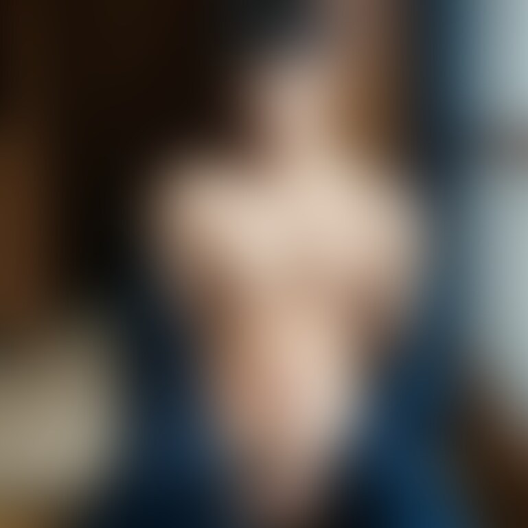 🏆リクエスト・応援プラン限定💖【ガウンが脱げて勃起してるのバレる】動く3Dフォトムービー！ガウンを着てシコってたイ... sample 1