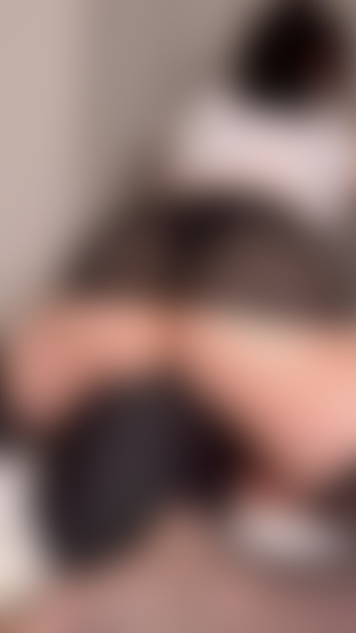 顔面圧迫されながらのフェラ♡
い〜っぱい出せ♡ (2/2)