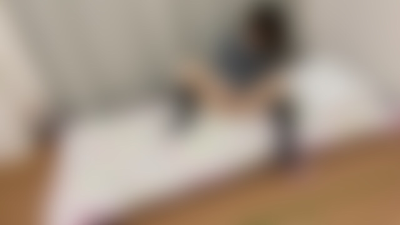 【ファン限定フル動画】🎁
オナニーを覚え初めて週に4回はパンツの中に手を入れて指でマンコを触りながら快感に浸る清楚な女子◯生。 (2/2)