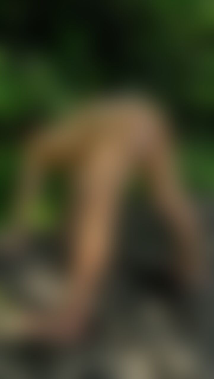 大自然の中でのふんどしとお尻🍑 sample 2
