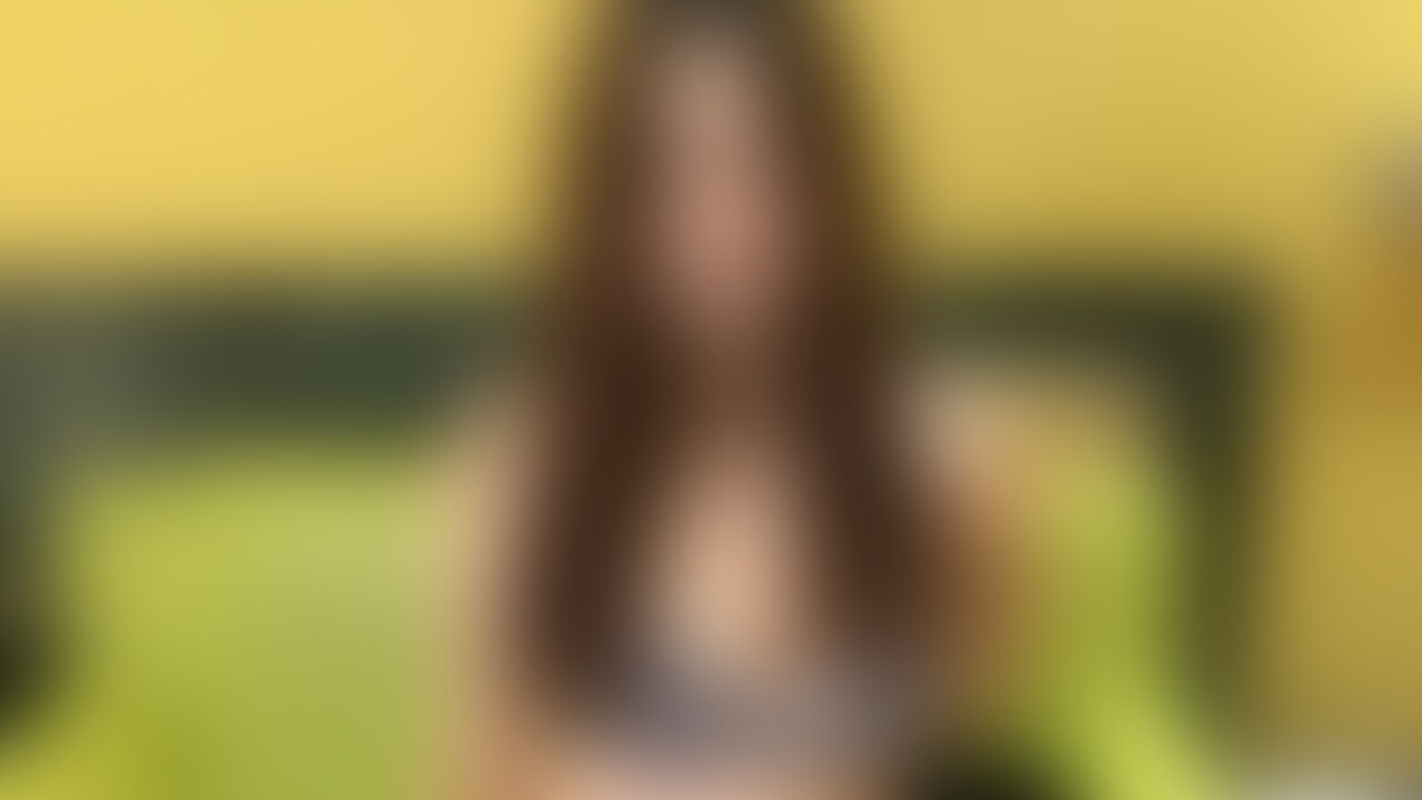 Page:29プレミア動画
フェラチオ前のおしゃべり、キス動画です
話しているだけで色気をムンムンと感じます
身体つきも生々しくエロさが溢れ出て
キスがこれまたやらしかったです。。 (2/2)
