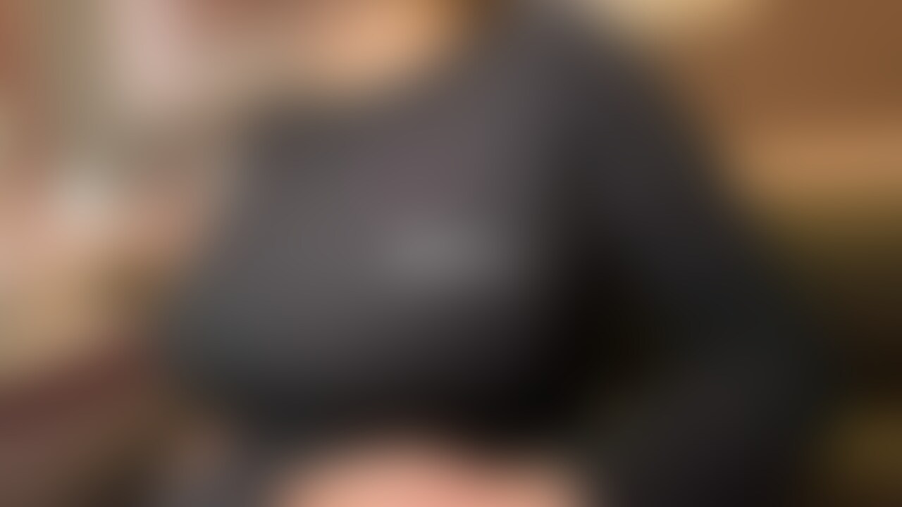 |シンママ|26|H|前戯→フェラ|
仕事と子育てに挟まれストレスを溜め込む私は自慢の胸で男性器を挟む。つまらない日々から快楽へと向かい揺れ動く大きな気持ちと乳房。心の揺れは震度1919!ズッコーーーーーーン!!これが私の生きた証。
いつもいいねを押してくださりありがとうございます! 押してくださると順位が上がり良い動画を掲載できるのでよろしくお願い致します!! (2/2)