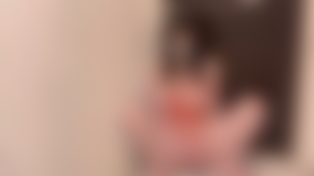 【初】亀甲縛りに挑戦♡縄で乳首オナニーと指オナニー♡糸引くくらいぬるぬるのおまんこになっちゃった。。
↑こちらの高画質フル動画になります🤭💕 (2/2)