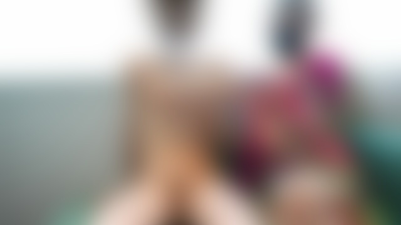 乳首が大好きすぎるM男くんが登場😎
乳首感じ過ぎちゃってすぐお ちんぽ勃ってたよ🫢
いつもオナニーする時左の乳首ばっかりいじっちゃうから、左の乳首だけ大きくなってるの気にしてるの🫢
そういう時はたまに利き手じゃない方の手でおちんぽシコシコしたらもどかしくていいかもね? (2/2)
