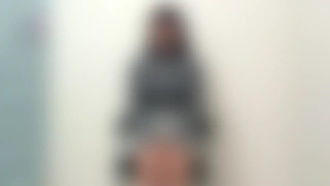 【下着紹介】トイレ行ってもいいですか…？はるなちゃんから買い取った下着を紹介！ (2/2)