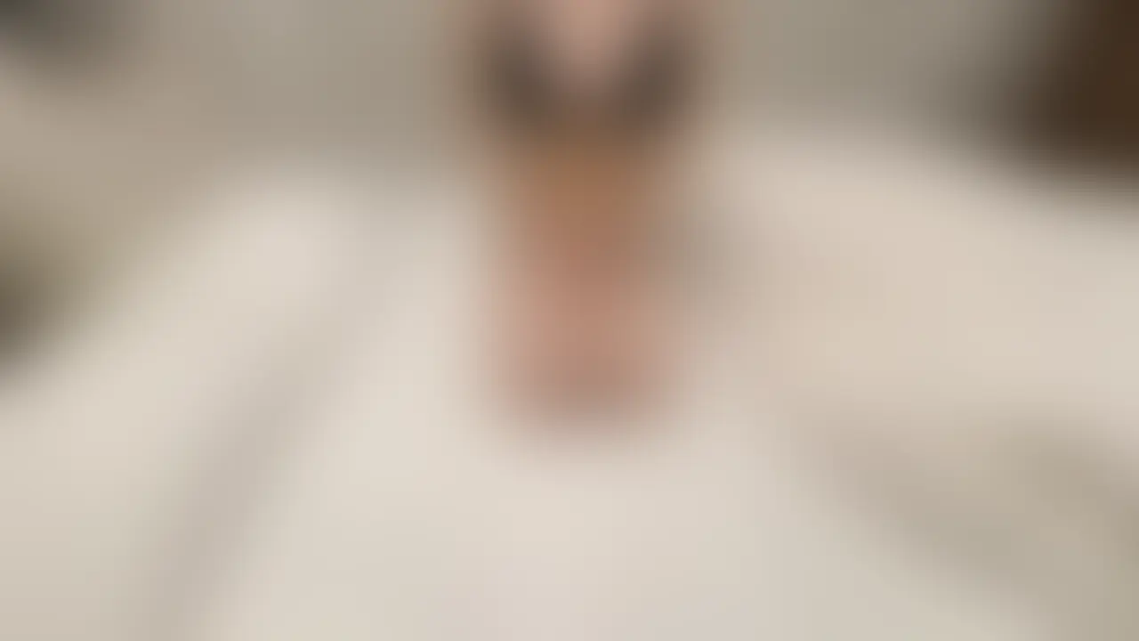 Jカップ美爆乳の細身お姉さん (2/2)
