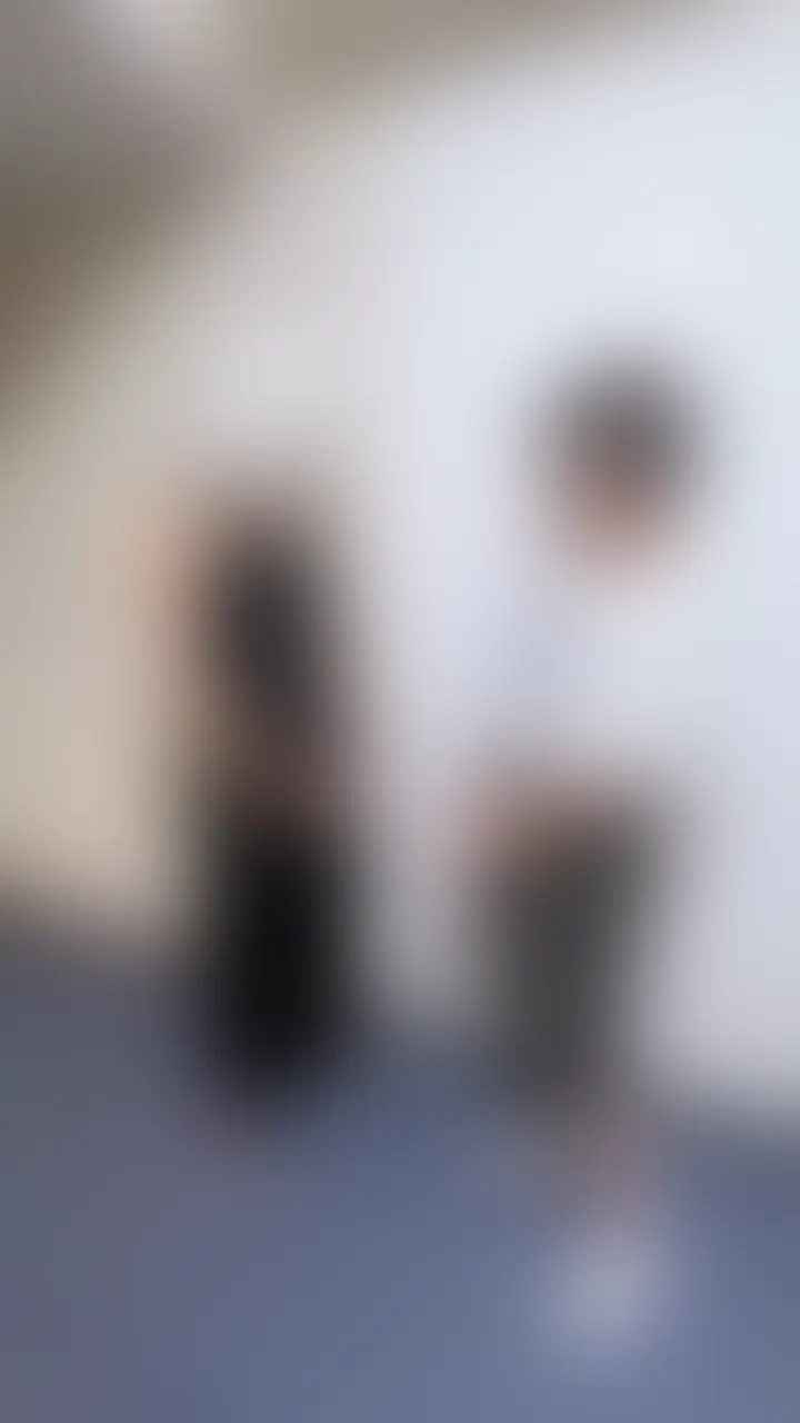 【番外編】
SAEちゃんをハメちゃった後にノリで野球拳お願いしちゃいました🤭
他の女の子の公開していない映像がまだまだ沢山あるんですけど、皆さん見たいですか?投稿するか悩んでます😅
※動画、写真の無断転載は著作権侵害となり、10年以下の懲役又は1000万円以下の罰金が課せられます。
発見次第、法的措置を取らせていただきます。 (2/2)
