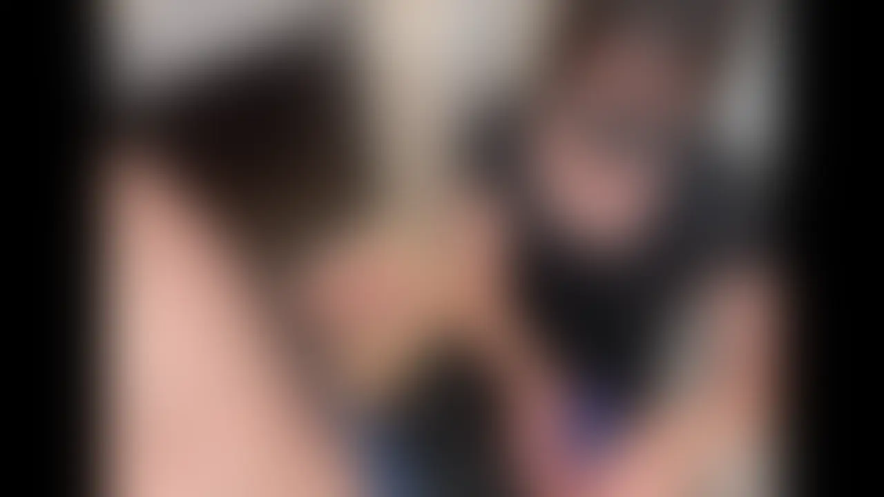 保湿クリーム塗ってたら顔にかけてほしくなっちゃった♡♡ (2/2)