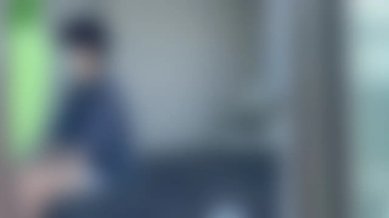 大学生4ヶ月目の引き締まった身体、たまんないね sample 1