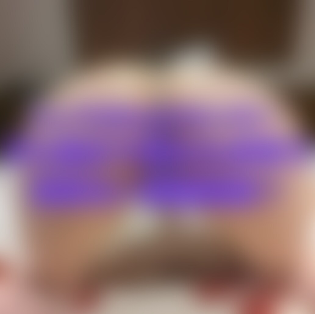 ヒップ100cm越えの女の子。
元々ドMで顔騎とかしたことなかったんだけど、
初めてのM男への顔面騎乗で覚醒してた。

顔座っておナニーしながら匂いも嗅がせて快楽攻め💕
おしっことオナラとあなると蒸れたおまんこの匂い、
M男の顔に擦り付けてマーキングしてた🐶

新しい動画公開しました！

毎月5〜8本の動画更新に加え、
80本以上の動画が全て見放題ダウンロードし放題のプランです。この動画がよかったらプランも検討してみてね！

ーーーーーーーーーーーーーーーーーー

[🔥ワンコインガチャ企画開催中🔥]

下でガチャの中身動画サンプルを一部チラ見せしちゃいます😌
最大7980円の商品が500円で見れちゃいます❣️

今回のガチャは超豪華！
10種中7980円相当の大当たりが2本もあります！
あたりは2分の1で引けちゃうよ🥰

さらに、当たるとラッキーなシークレット枠が3種も❗️
ハズレはほぼない超お得なワンコインガチャです😌
ガチャは全部で10種類✖️500円のワンコインで見れちゃいます❣️

💠ガチャ企画はこちら
https://myfans.jp/posts/11c03dee-3549-4f42-be13-beca0180f1bf (2/2)
