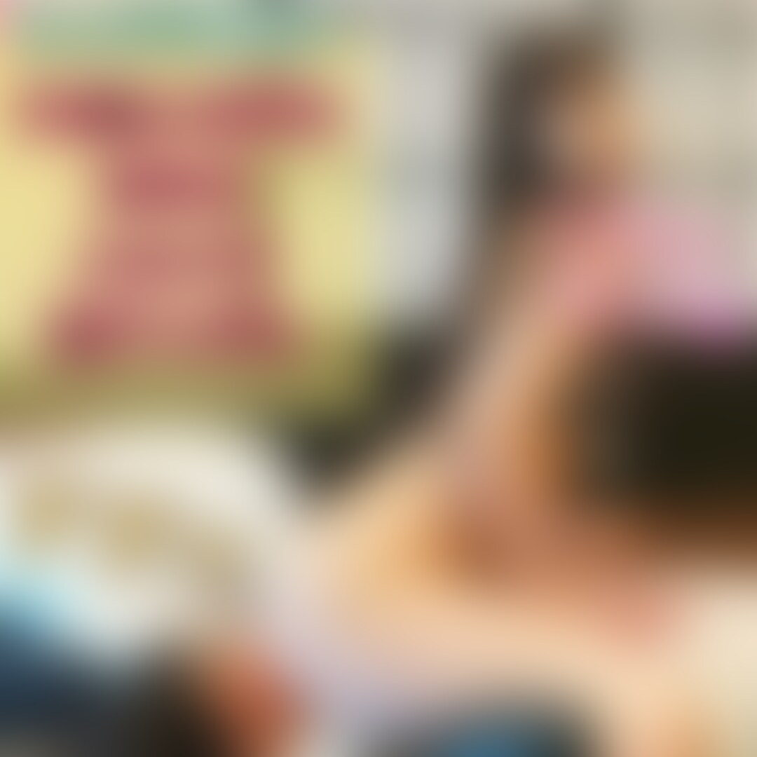 美人ハーフモデル様のおなら【Another Angle Version①】
たっぷり見せます大連発!
ドS美人モデルが臭~いオナラをぶっぱなす動画を先日公開しましたが、
実は4つのカメラで別の画角で撮影してました。
今回は未公開の映像を編集してお届けします。
おならフェチ、lezdom好きに送る顔面放屁!
/フェチ動画 /素人 /個人撮影 (2/2)