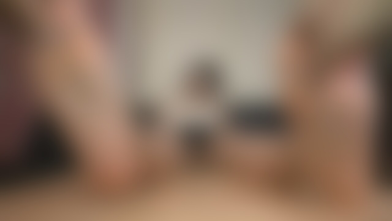 足裏屋と申します。
素人女性をSNSや街中で声をかけて出演してもらっています。
今回の女性は20歳のフリーターNICOさんです。
始めに足裏をじっくり見せてもらってからの、くすぐりとオイルマッサージをしております。
*動画情報
時間:10分32秒
フレーム:1920×1080 FHD
ファイル形式:MP4
ビットレート:20M
*注意書き
・出演女性はすべて○○○以上です。
・この作品はオリジナル作品として販売することを目的として製作しています。
・作品はオリジナル作品であり第三者に提供、販売等の行為を行うことはいかなる場合も禁止します。
・無断販売、無断転用をした場合は法的処置をとらせていただき、損害賠償請求を致します。 (2/2)