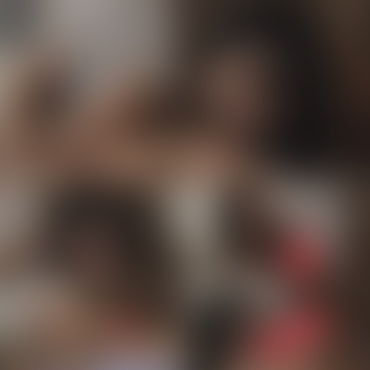 【久美♥地下アイドルをしている俺の彼女♥♥】恋人で、男性経験が俺だけの久美ちゃんに、ハメ撮りでザーメンごっくんフェラをさせてみた件
俺たちの身近にいるエロそうでイケてる女を皆様に紹介する企画!
今回は、久美ちゃん(#2)です!!
久美ちゃんは、俺の友達のスケコマシの徹君と付き合っていて、地下アイドルをしています!
久美ちゃんが、徹君以外の男性と付き合ったことがなく、世間知らずなのをいいことに、徹君が、ハメ撮りでエッチな事をしてきました!
久美ちゃんは、徹君が初体験の男性でしたが、徹君がエッチに○○○しているので、キス、乳首舐め(手コキ)、フェラetcがエロくて濃厚で気持ちよくできるようになってきたみたいです!
カメラで撮られるのも慣れてきて、地下アイドルをしているだけあり、カメラ目線でエロ映えするエッチをみせてくれています(徹君が後で見て、エッチな感じで撮れていると喜んでくれるので本人も、AVを見てお勉強をしているらしいです、地下アイドルなのに何をしているんだか…)!
ザーメンもごっくんしてくれるように○○○されているので、もし久美ちゃんとお付き合いすることがある男性がいらっしゃいましたら久美ちゃんに、ごっくんしてと言えば、してくれると思います(フェラでお口に発射後は、ごっくんするものだと思っています)!
久美ちゃんと徹君のハメ撮りに興味がある方は、是非ポチッとご購入お願いします!
※この商品は、当サイト利用規約、日本国内の法律及び条令に違反する内容は一切含まれておりません。
※この商品の無断転載、転売等の二次利用を一切禁止します。 (2/2)