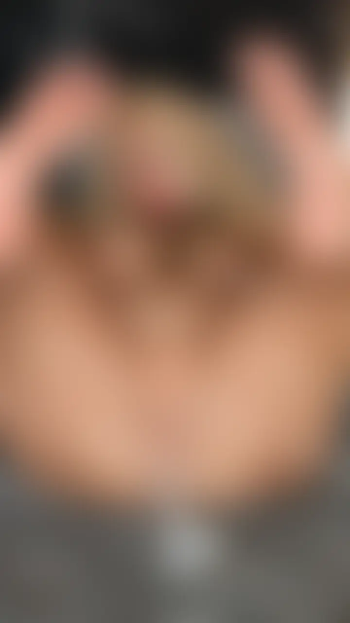 みとまうみ「各サイト、各プランによって内容が異なります。 余裕がある人は商品購入や投稿へチップなども贈ってもらえたら嬉しいです！ みとまうみの写真と動画は全て、本人以外によ」の投稿サムネイル