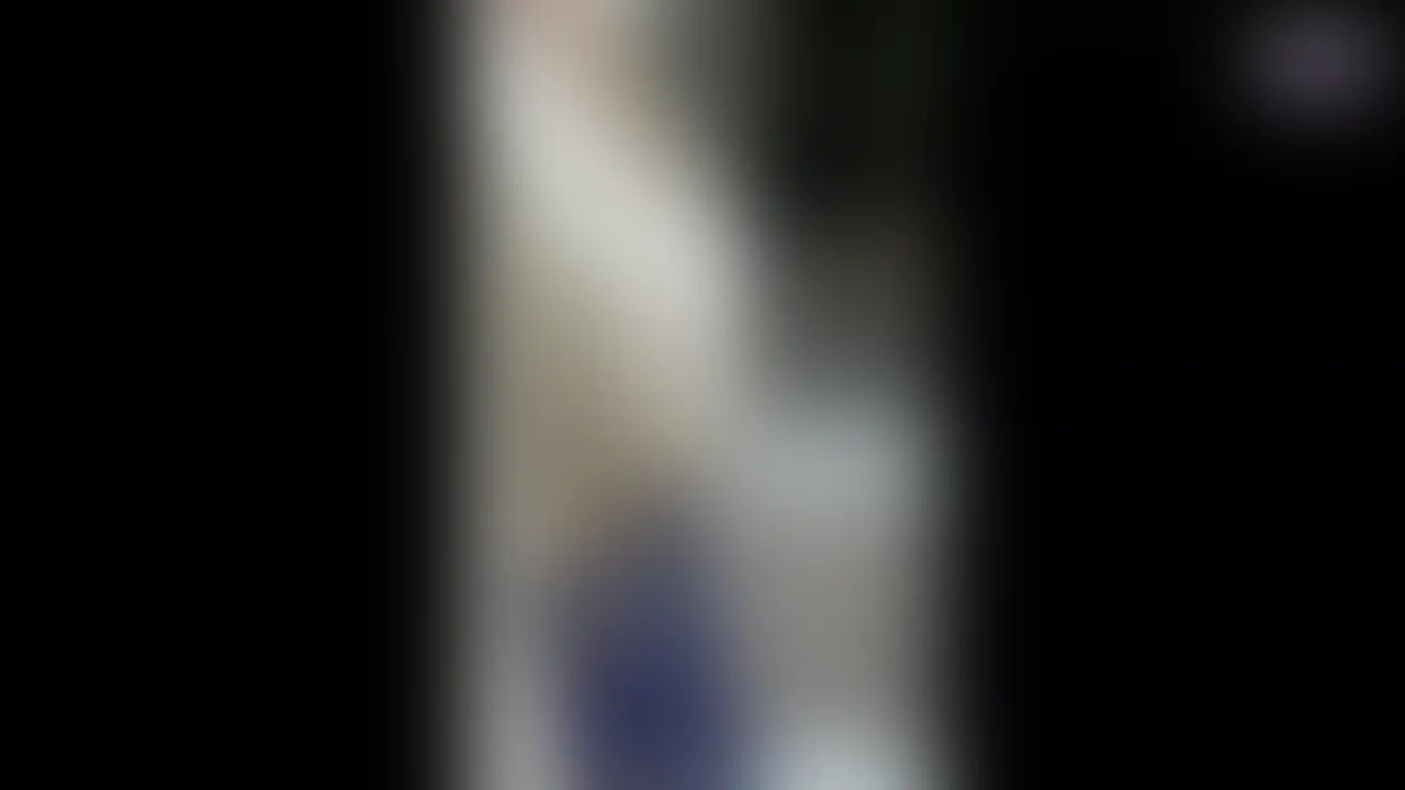 耳舐めであえぎまくる！ヤリタイ時に呼べば来るド変態20歳巨乳大生と　※顔出し
※濃厚ベロチュー・乳揉み・ねっとりフェラパイズリ・激挿入
とにかく竿を年がら年中咥えていたいほどの変態女です、顔は可愛い
世の中には顔、スタイルとも一級品なのに、こんな子いるんだな～　
こんな子と出会えて運がよかったです、本当に女性との出会いは数打ち、それだけです
----------------------------------------------------------------- 
※出演者は２０歳以上であることを身分証で確認しております。
※法律や条例に違反することは一切行っておりません。
※二次使用及び、第三者に提供、譲渡、転売等を行う事、無断で動画・画像に加工を施す行為は固くお断りいたします。
※予告なく作品を削除、価格の変更を行う場合がございます。 (2/2)