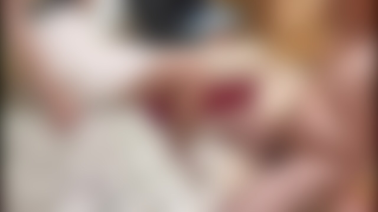 ドMマゾにヒールでオチンコ踏みつけ、
足舐めさせ、尿道に指突っ込むぞって脅してびびってる笑 腹蹴り、両足顔踏み、
最後は足舐めさせで射精

いつも通りめちゃくちゃ早いww
まじでホテル代もったいなくて草 (2/2)