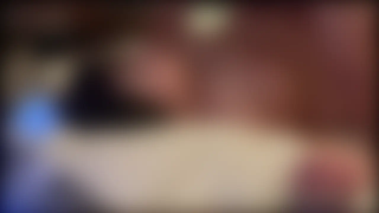 ぽちゃちゃん初めてのNTR、中出し3回目!
彼氏とバックすると、なぜかえづいちゃうらしいのですが私と試したところ、遥かにデカいのにもかかわらず普通に気持ちよく楽しめたようです。
肉厚なお尻に包まれて、こちらも気持ちよく中出し。身体が通じ合う相性もNTRには大事ですね。 (2/2)