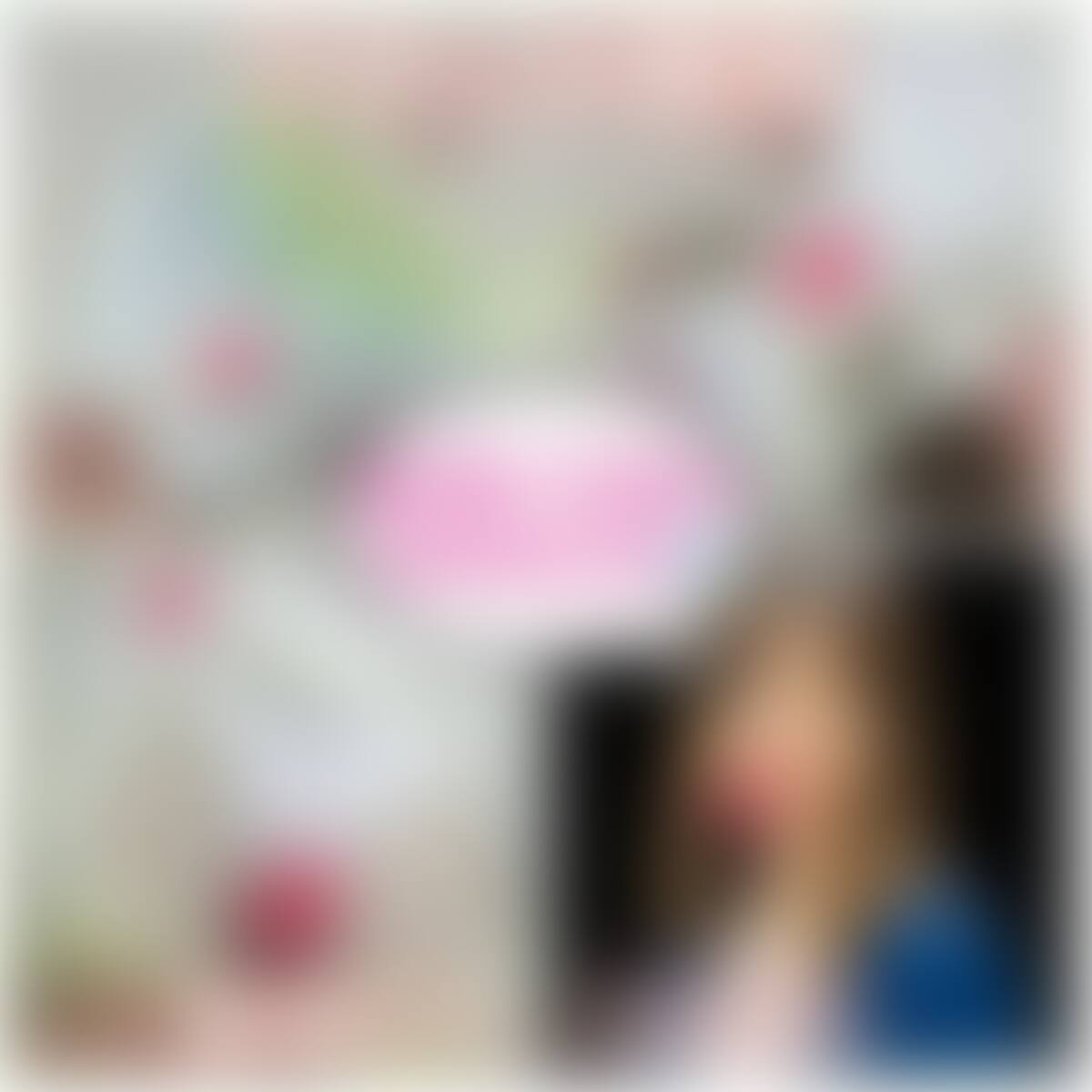 綺麗で優しい女性社員美穂さん(29歳)
年々女性らしさに磨きがかかってきていて綺麗になっている感じがします。
麻衣さんの下着はもちろん何度も汚させてもらっています。
今回麻衣さんが女子休憩室に保管していたパンティー、かなり長く愛用していたようでタグもボロボロでゴムも伸びてクタクタです。
置きパンって感じで最高ですね。
クロッチには美穂さんのオシッコやオリモノが長年染み込んだ黄色いシミが全体的に広がっています。
あんなに綺麗な女性の黄色くなったマンコ跡、、、
じっくりと撮影と観察させてもらった後は、我慢出来ずに少しだけマーキング。
たっぷりと溜めてから麻衣さんのこの下着を私の精子だらけにしてあげますね。 (2/2)
