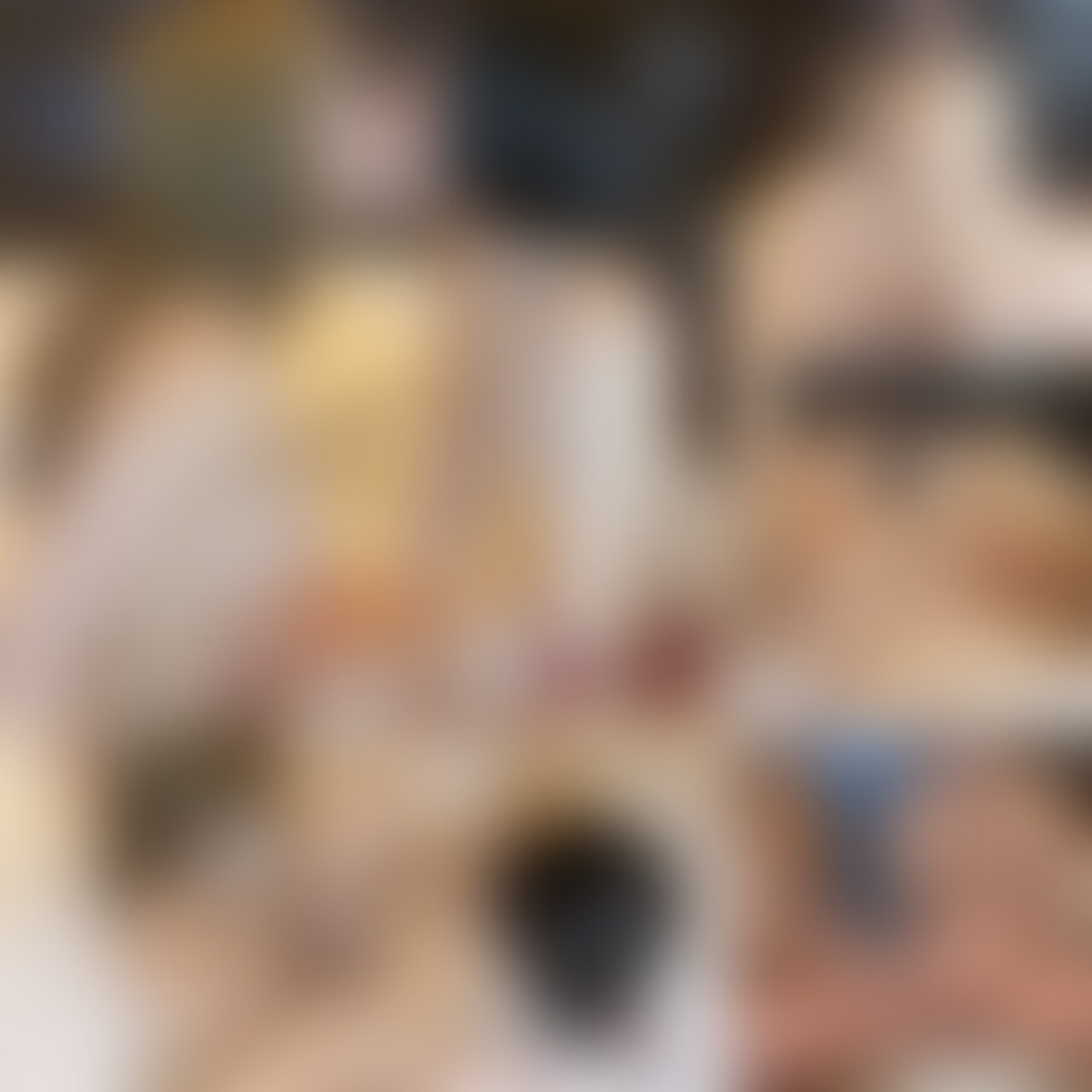 右上のいいね♡とコメント両方してくれた方に抽選で動画当たるよ♡
【女の子とイチャイチャしてきた♡///】
同級生の友達と初めてレズ動画撮ったよ🥰
清楚とギャル、2人とも違う系統😂💗
りまかわいい女の子が好きだからすっごい興奮した♡
初めて一緒にお風呂入って裸見られて恥ずかしかった、、
でも慣れてきて洗い合いっこしてる間にお互いムラムラしてきちゃって洗いながら乳首とか触り始めちゃった…
そのままお風呂でゆっくりして、
上がったら保湿し合いっこ🤤💓
もう2人ともムラムラして限界でチューしておっぱい触りあいっこ🥺💗
乳首舐めたり、電マで責められたりで大量に潮も吹いちゃったよ〜🫣❤️
最後は電マを挟みながら2人でイキまくり♡
次はペニバンでガンガン攻めるつもりです🥰
楽しみにしててねー♡ (2/2)