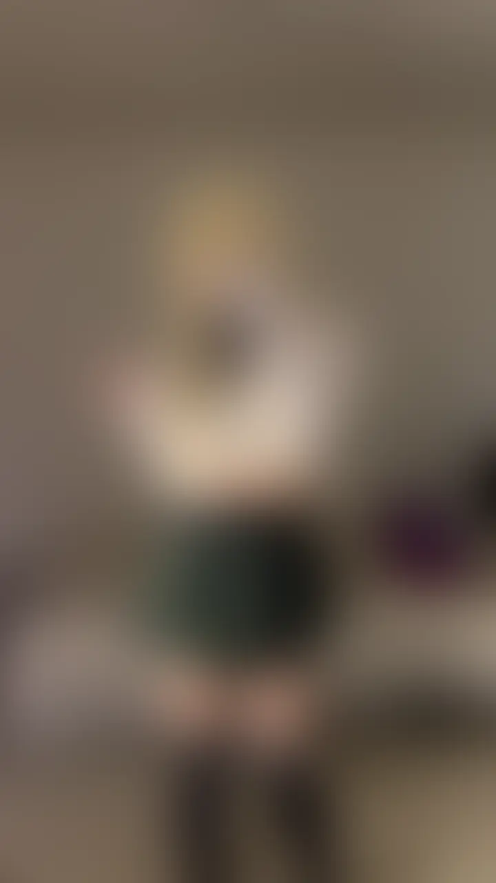 『金髪男の娘が鏡の前で立ったままぶっかけ射精💕💕』 sample 1