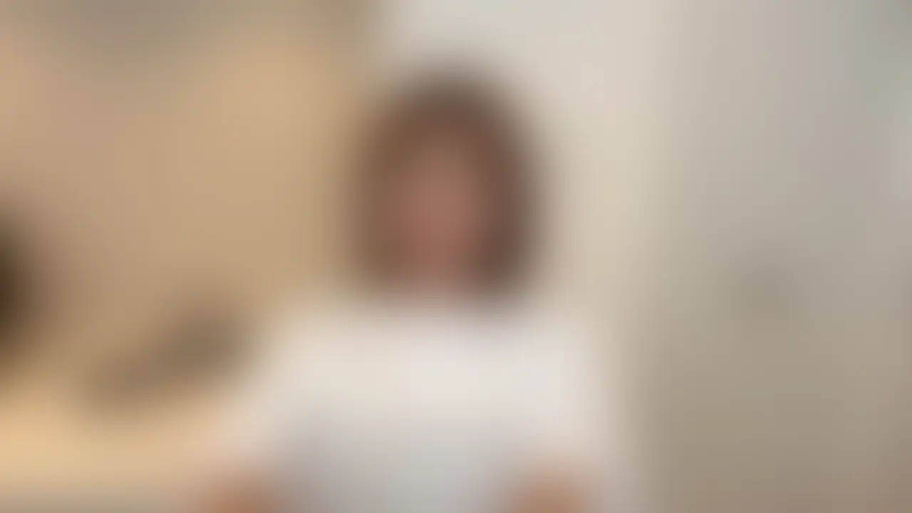 みおの変態なフォロワーさんたちへ
みんなからパンツ嗅ぎたいとか履きたいとかって言われること多くなって、顔の上に乗ってるの想像しながら気持ちよくなっちゃいました🥺w
2つの穴が丸見えでする四つん這いぽな好き🥺 (2/2)