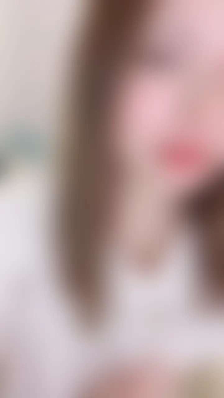 バックで騎乗位♡
おっきくてすぐいっちゃう
下からも突いてくれる?? (2/2)