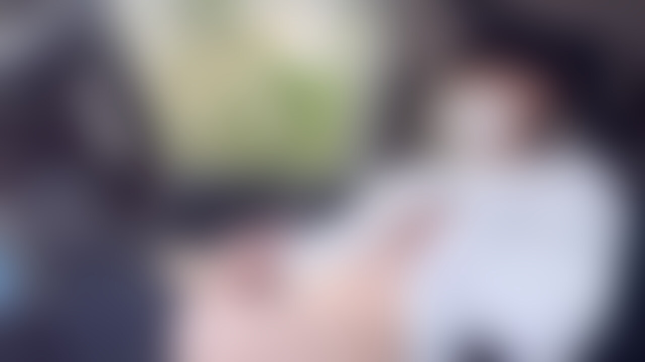 【素人/ 喘ぎ声】仕事帰りに乳首をさわりながらオナニーしたら感じてしまい久々の大量射精☺️ sample 1