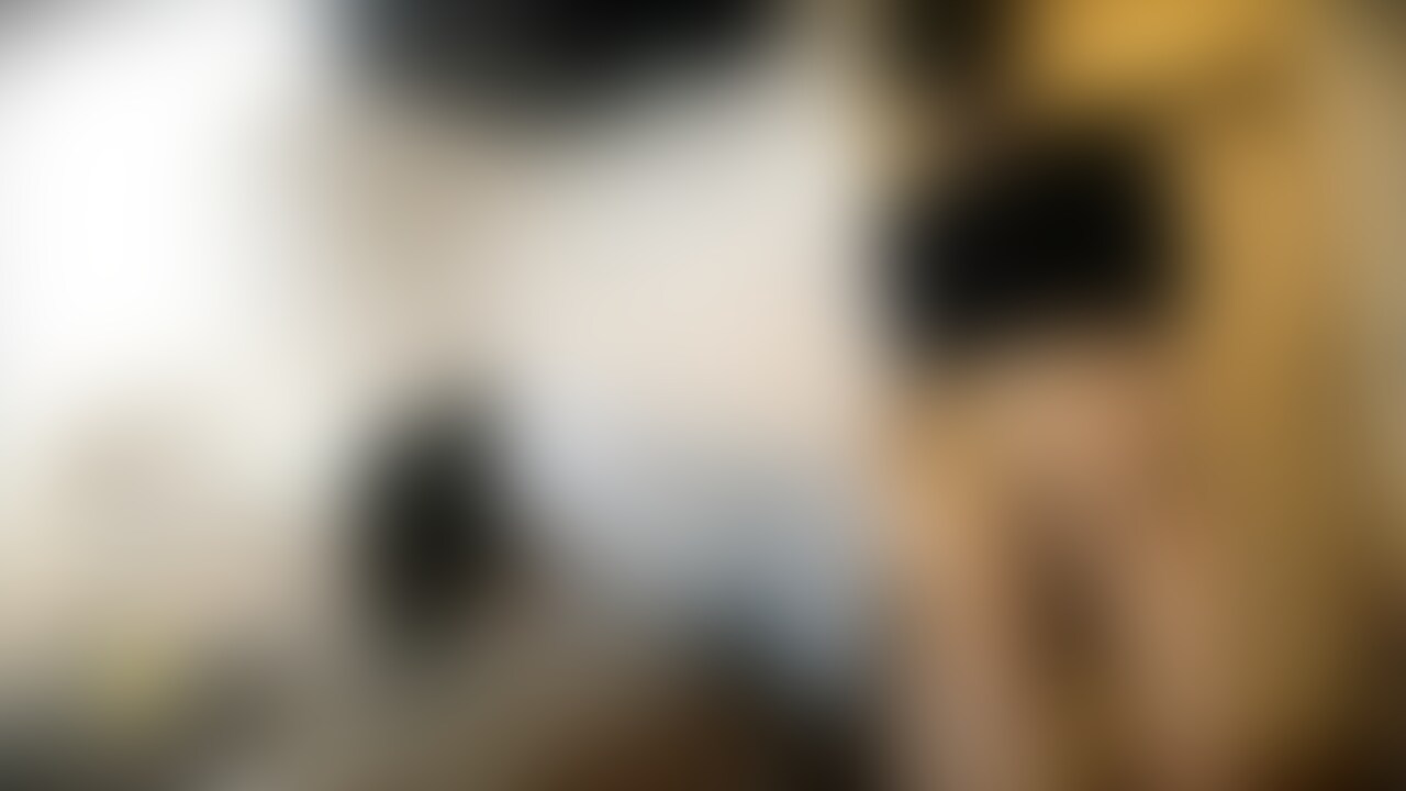 【ファン限定フル動画】🎁
清楚系大◯生彼女と同棲1日目。布団でえっちを待ってたけど我慢できずにキッチンで料理してる彼女の横でチンコだしてフェラ・手マン・バックで彼女はアヘ顔が止まらない。。 (2/2)