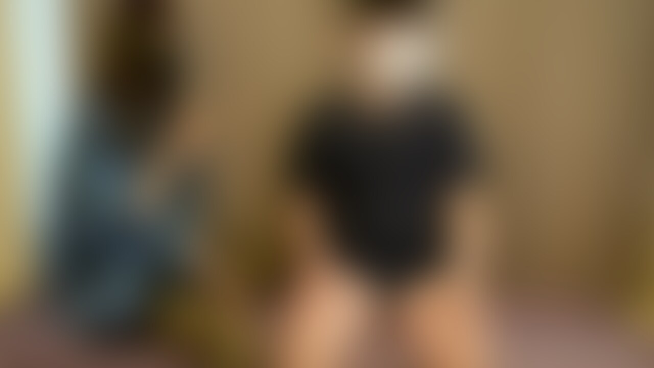 初めましてのM男くん♡
初対面の時はうららにビビっ てるのか緊張なのかで表情硬かったの🥺笑
けどちょっとくすぐった瞬間表情も柔らかくなったしめちゃくちゃくすぐりに弱くてギャップに驚き🤭♡
クールそうだったのにめちゃくちゃ可愛い子で足ジタバタさせて悶えちゃってて可愛かったよ🥺♡ (2/2)