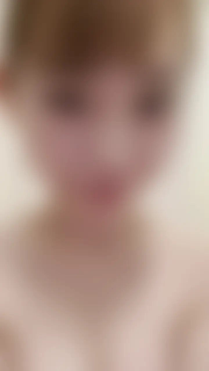 【完全顔出し】放送事故⚠️お風呂で潮吹きオナニー♡
とんでもない量のお潮が噴出されました…🫣
だんだん我慢できなくなってしまって、
気づけば自分でも驚くくらい夢中に…🥺✨
普段より敏感になっていたせいか、
思わず大きく乱れてしまう瞬間まで映ってしまいました…💗
リラックスした空間だからこそのリアルな反応、
ぜひ最後まで見届けてね🫣✨ (2/2)