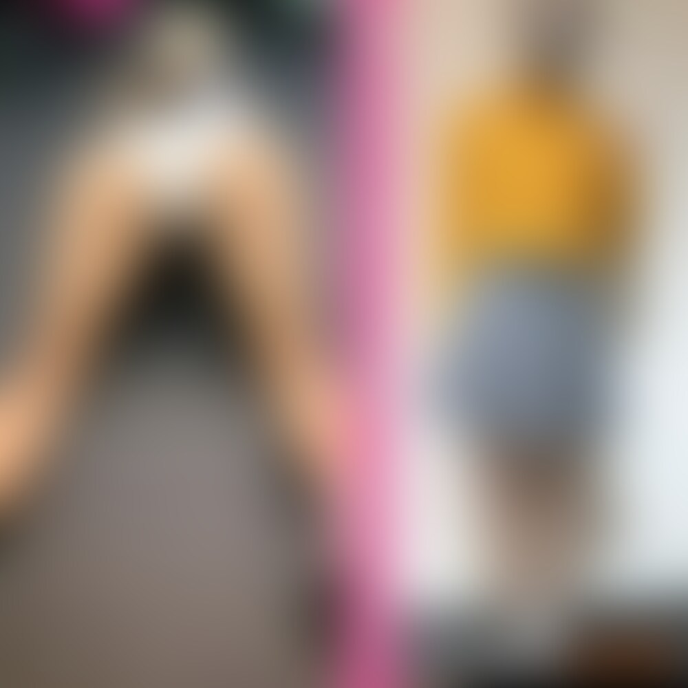 無料体験 セクハラ指導録 太陽みたいに明るい
［ヒマリちゃん］ガソスタアルバイト店員

★厳選画像が見放題★
↓↓無料ブログで本編内容を詳しくチェック↓↓

プロフィールの🔗マークからブログに飛べます！
【プロフィール】
https://myfans.jp/gym

【ブログURLコピー用】
https://personal-gym.blog.jp

【動画の詳細情報】
★本編映像（着替え・トレーニング）
アングル：メガネ型カメラ＋小型カメラ複数台
再生時間：２４分５８秒
ファイルサイズ：１.４９GB １９８０×１０８０

【自己紹介】
パーソナルジムトレーナーの「ゲン」です。
パーソナルジムとは、お客様へマンツーマンでトレーニングや食事の指導を行うスポーツジムのことです。
元々は地方の田舎町で大手フィットネスクラブで正社員として3年半勤続していましたが
東京でパーソナルジムを新規開業すると決意し上京しました。
田舎のフィットネスクラブの給料は手取り24万円にも満たない安月給で
フィットネスクラブにお越しになる会員様の大半はご高齢者の方々。
トレーニングというよりもお爺さんお婆さんの介護と呼ぶほうが相応しい状態でした。
しかし、都会では若い女性たちがセクシーなウェアでトレーニングしている様子をSNSで見続けていた僕は
遂に我慢ができなくなり独立を決意。
上京して、お洒落で洗練された表山道の雑居ビルに狭い部屋を借り
開業当初はビラ配りからスタートしました。
SNS広告にも取り組み、筋力トレーニングの解説動画を自作し毎日投稿をしていましたが
簡単に反響がもらえるほど、東京の現実は甘いものではありませんでした。
そんな日々が数ヶ月続いたある日、気付いたんです！
SNSでは僕が筋肉をアピールして宣伝するよりも
若く魅力的な女性が宣伝した方が反響をもらえるんじゃないか？
そこで「パーソナルジム無料体験プラン」を用意してみました。
無料で90分間のレッスンをする代わりにその様子を
〝SNS広告に使わせてください〟
という企画を始めてみたのです。
すると、SNSのダイレクトメールに沢山の応募が入るようになったんです。
更に嬉しいことにSNSを通じてお問い合わせを下さるお客様の多くは意識の高い若い男女ばかりです。
フィットネスクラブ時代に培ったコミュニケーション力を最大限に活かし
お越し下さったお客様のご希望のどおりに筋力肥大からダイエットのサポートをさせて頂いています。
僕自身、日々のトレーニングは欠かすことなく肉体を磨き上げることで
お客様から信頼を得られることができていると自負しています。
————————————————————

【販売する理由】
広告用に撮影した女性のトレーニング動画をSNS広告に使用すると
反響はとても多く頂けるようになりました。
また、広告用に撮影した女性客のトレーニング動画をズームアップして観賞することが僕の密かな楽しみになりました。
都会の女性客は田舎では考えられないほどに
露出が高くて驚きと興奮に包まれました。
ですが、体験プランの料金は「無料」です。
表参道という土地柄もあり賃料は高くて
頑張って貯めた銀行の残高は減ってゆくばかりでした。
「やっとの思いで開業したパーソナルジムを閉業したくはない」
その様な理由から、僕が個人的に楽しんでいる女性のトレーニング動画を
皆様にもお届けしようと決心に至りました。
「僕がお届するのはパーソナルジムの広告用動画ですが
男性にニーズがありそうな若くて綺麗な女性のお客様、厳選シーンのみを販売します。」
過度な射精は筋力トレーニングに悪影響を及ぼしますが
定期的な射精はテストステロンの分泌を促すことが多くの研究で明らかになっています。
テストステロンとは簡単に言えば、男性ホルモンです。
男性が筋肉を増やしてゆく上で、テストステロンの分泌は必要不可欠であり
男性機能を維持するだけではなく、集中力など精神機能にも高く影響を及ぼします。
当ジムの映像をご覧いただき、皆様のテストステロンの分泌や筋力トレーニングの向上、またご健康に繋がればジムトレーナーとして光栄です。
また、皆様もトレーナーになったおつもりで僕のアングルから見える
リアルなトレーニングの生映像を体験してみてください。
———————————————————— (2/2)