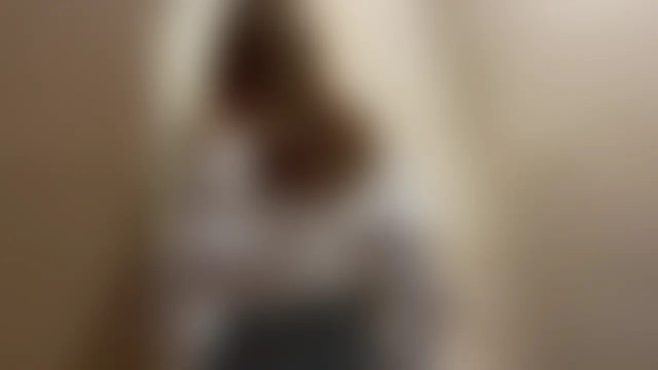 カラオケで働く女子大生はやっぱりいい声で鳴いてくれるね
この子ヒトカラしてるお客さんにふぇらした事あるらしい笑
会いに来てくれたと思ったらマイクを咥えて離してくれなかったw (2/2)