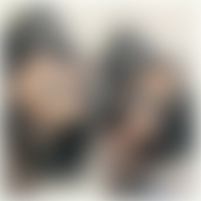 制服ギャルと僕の自宅マンションの非常階段に到着したところから撮影スタートです。
早速スカートめくってもらいますwww
外が少し肌寒く風も強かったので、マンションの通路に移動し再度スカートをめくってもらいパンツ見せてもらいましたw
ノリでパンツ下ろす用に指示してみたら本当にパンツを脱いでくれましたw
パイパンかと思ったらなんと未処理ですw
そのままエレベーター前に移動し、フェラさせてみましたw
遊んでそうな見た目の割にフェラに慣れてない感じなのがまた興奮しますw
このまましばらくフェラさせていたんですが、人が来たらまずいので
僕の自宅のヤリ部屋に移動し、使ってないソファーに座らせてみますw
文句なしのエロいスタイルですw
パンツを脱いでもらいM字開脚させてみますw
そして上半身裸になってもらい
もう一回フェラをさせてみましたww
しばらくフェラさせていたんですが
挿入したくてたまらなかったので全裸にして挿入ですw
結構本気で感じていますね!笑
締まりがマジでやばいw
色んなアングルから撮ってますw
ゴムをつけず、生ハメしているんで最後はお腹に発射しましたw
再生時間約15:17
⚠️私の投稿している作品は本当にプロダクション等に出演しているモデル、女優はいなく、
本当にガチの路上で声かけた女の子や、友人、友人の彼女などが出ているため、もしバレた
場合は即刻削除いたしますので
ご了承ください。。。
【注意事項】
※本作品の出演者は身分証確認により○○○以上であることを確認しています。
※本作品は公開する事を目的に作られたオリジナル動画です。
※二次使用、譲渡、転載、転売等は禁止します。
※無断アップロードしているサイト等発見されたらご報告いただけると幸いです。
※早期に販売終了する場合もございます。 (2/2)