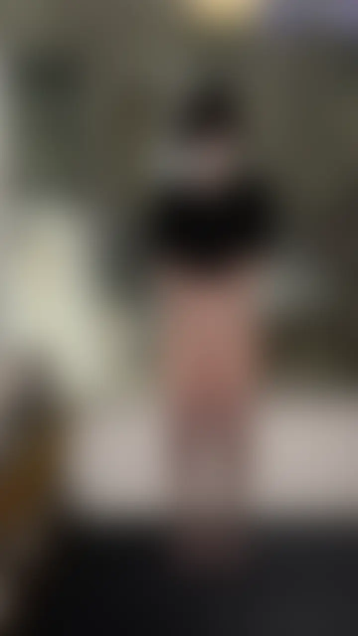 ⚠️100本限定販売⚠️
Hカップ神乳美女(27歳)と交尾した後にオナニーさせた映像【マスク顔出し】
"人生初の人前でのオナニー映像"です🫶
とにかく体がガチで神!!!!
そしてHカップ美巨乳!!!!
両親がかなりお堅い職業(先生)なので抑えつけられた性欲を発散させるように電マオナニーしてくれました。。。
最高にエロかったです・・・
神乳美女のおっぱい揉みまくりたい人は「いいね」&「コメント」してください👍
今後の活動の励みになります🔥
本編は11分27秒になります。 (2/2)