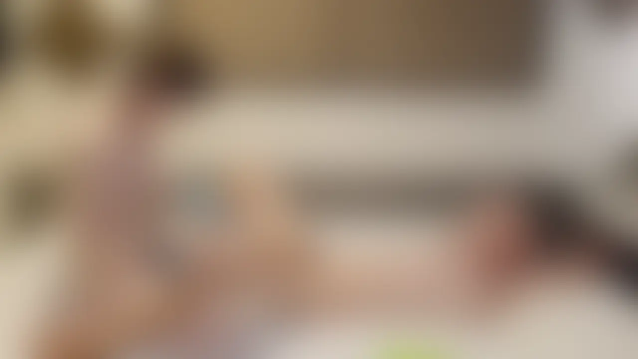 【楽しんでケツ穴掘る女王様】
ペニバンでケツ穴掘ることに快感を覚えた人妻。
ケツ穴掘られながらの手コキは最高に気持ちいいですよ。
素人個人撮影不倫NTRネトラレスレンダー高身長ペニバンSM女王様S女M男アナル肛門ハメ撮り手コキローション (2/2)