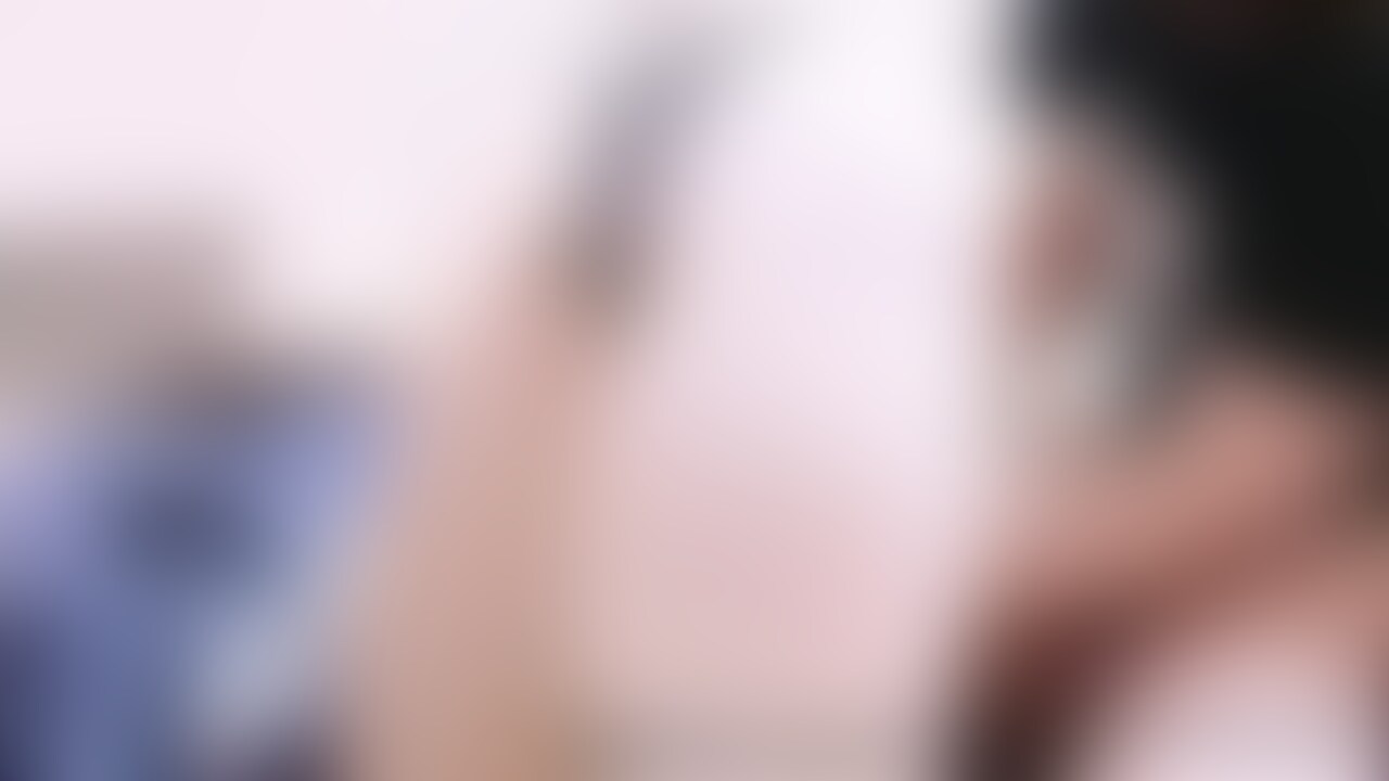 手マン+挿入動画
るーちゃん︎︎︎☺︎の喘ぎ声が良い感じにいやらしいですよ
旦那が早漏なので、挿入シーンはそこまで長くないのでご了承ください😭
今後、寝取られ企画が出来ればもっとるーちゃん︎︎︎☺︎のいやらしい姿が見れると思うので、これからも応援してください😊
※るーちゃん︎︎︎☺︎と会って色んな事か出来る…かも…?詳細はTwitterをご覧下さい。 (2/2)
