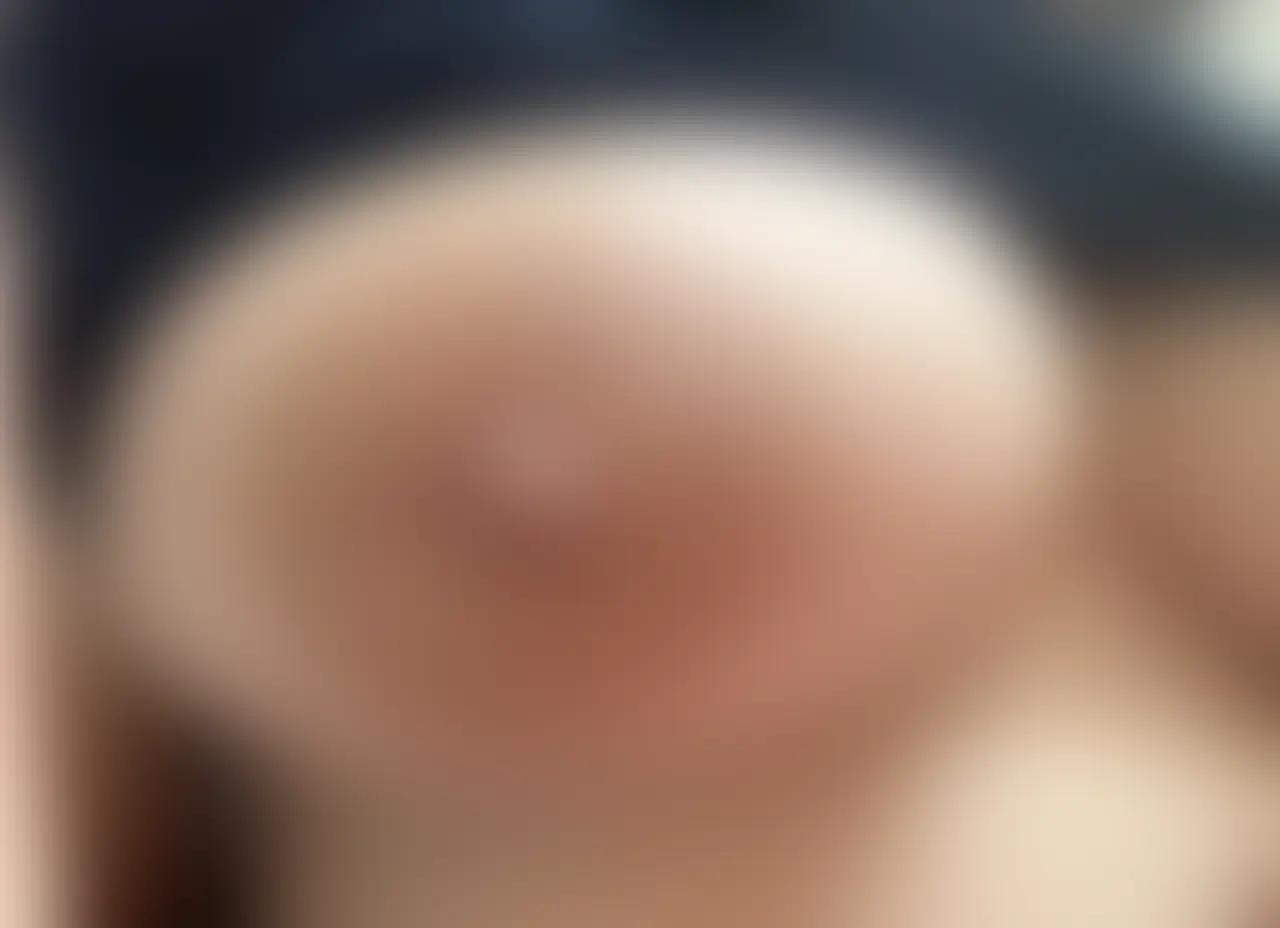 もえ「乳首ホクロ！」の投稿サムネイル