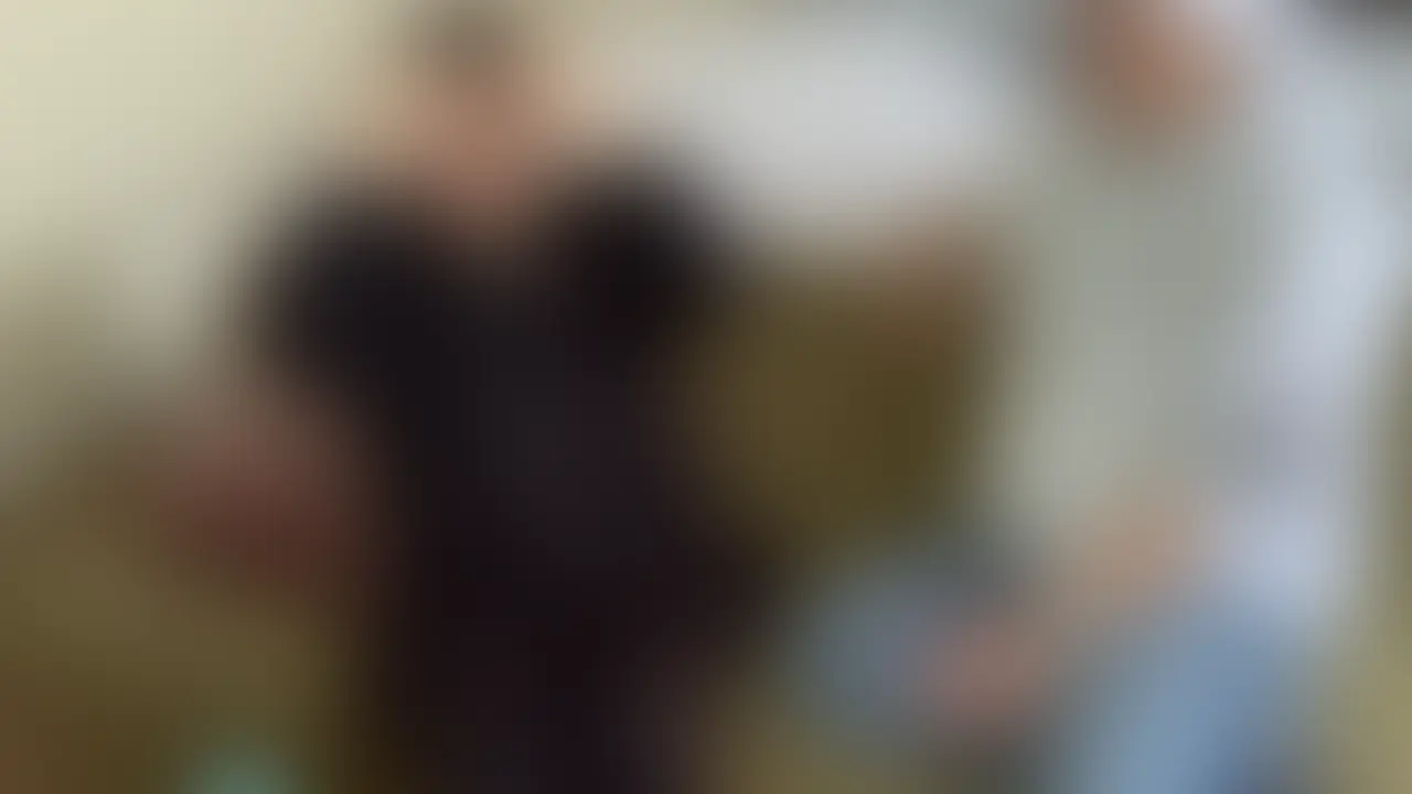 生々しい処女喪失!中部地方に住むぽっちゃり女子さん、えっちに興味はずっとあると連絡もらって実際会うことに!このフェラの嫌がり具合は処女のときにしか見られない現象!ぜひ興奮しながら見てもらいたいです!
ーーステータスーー
・下の毛は完全未処理
・おりものシートそのまま
・完全に任せに来た
・処女なのに生はめされる
生々しいことが多くてワードが引っ掛かりそうなので連想させた言葉を使います
本人は3年前に彼氏?と一度はしたことがあると申告も見栄張った気がする、フェラの嫌がり具合も処女にありがち、下の毛は全くの未処理、キレイにしておきたいって意識がないのも新鮮でした
処女なのに開始2分ですぐイった!😆
5分でぴちゃぴちゃ濡らして1回目から潮吹き、12分後には気持ちよくて泣きながら声を出してるのがえろすぎました
フェラしたことがなくて、なめる勇気がないとか8分ほど押し問答、恥ずかしい恥ずかしい言ってずっとやらないから反対に興奮、ガマン汁はだらだら
「味する?」
「うん…」
「それ飲んで」
「飲んではムリ」
「飲まないと最後口に出すよ?」
「えーもっとムリ…」
「じゃあそれ飲んで」
彼氏だったらここまで拒否しなかったのかもしれませんが、何を思ったのか裏垢で処女卒業しようと考えた女子の末路😂
しかも動画に収められるとか、、最高すぎです
挿入ではマジで痛がってます、帰りに「なんかうまく歩けない」と言ってたのが印象的
無理にやってえっちトラウマにさせては申し訳と思ったので都度確認しながらセックスしますが、最中はしゃべれなくなっちゃうタイプ
事後確認したら初回からイってたみたいで、しっかり痙攣イキもしています
もう少し踏み込んだ話をするとTikTokが大好きで配信者と会う約束をしているみたいで、処女なのが恥ずかしいと思っていたみたいです、慣れというか練習のために僕は呼ばれたようです😂
中部地方でも都内から行くのは結構時間がかかるので泊まりで会いに行ってきました、本人も最初から泊まる予定で考えていて「友達の家に泊まりに行ってくる」と外出、2日使い倒してきました
結構なドパガキで深夜はずっとSNS見ててスマホ動画ついたままで寝てました😅
ガチの処女喪失動画はほとんどmyfansにはないでしょう
ぽっちゃりさんですが、最初から最後まで抜ける要素盛りだくさんの動画です!
ぜひご覧ください! (2/2)