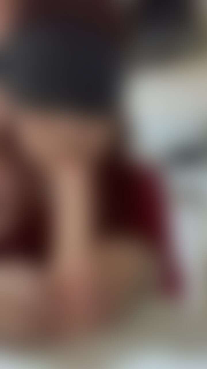 目隠しフェラ動画
いっぱい唾液垂らします。
多分奥まで咥えられてると思うけど上手にできてるかな? (2/2)