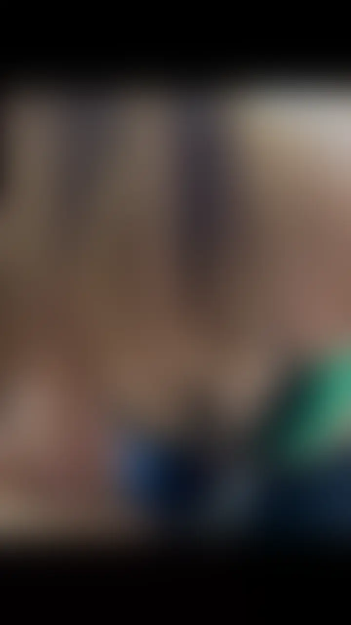 リアル夫婦の妻とのハメ撮り💕
近くで寝ていてもセックスする夫婦です🩷 (2/2)