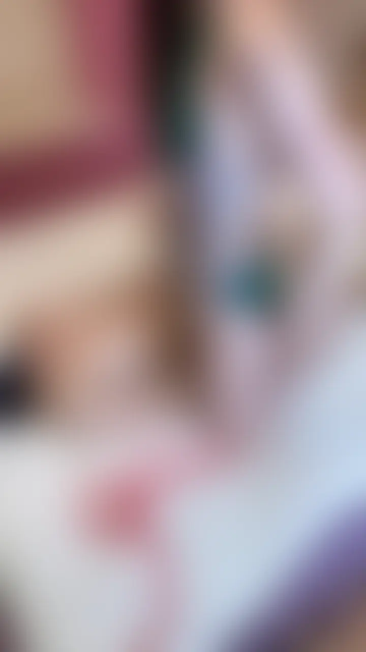 今月はハロウィンだから、、、
オバケをいじめてみました👻
私の手や脚で苦しめられながら手コキされて
オバケは果てるのでした、、、🩷 (2/2)