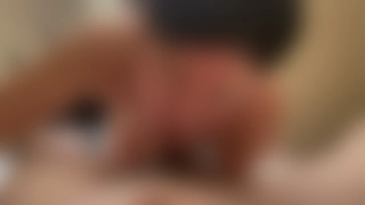 台北に住んでいるタチ2人に上下の口を同時ファックされて、、最高の3Pだった💦 sample 1