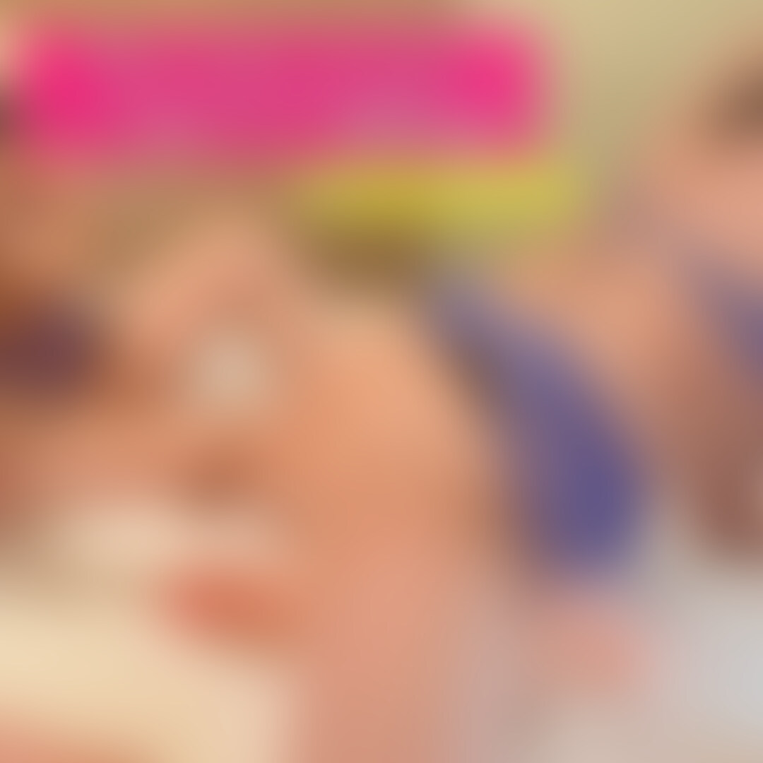 前回アップした動画の別アングルバージョンです💋
特大ふたなりオナホにおちんぽ入れながらアナル責められて連続射精💕
アナルじゅぼじゅぼされながらオナホにおちんぽ入れたら気持ち良過ぎて脳みそ溶けちゃいそうでした🤤 (2/2)