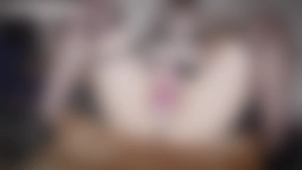 来月投稿予定の【地雷系お洋服】を試着したときの動画と、本編に入らなかった部分の動画を一足先に公開です!🙆✨
0:00~ 試着時、ムラムラしてしまってオナニーするの我慢出来ませんでした😳💦
3:49~ この電マ気持ち良すぎて5年以上お世話になっています。ムチムチのお尻と太ももじっくり見てください❤ (2/2)
