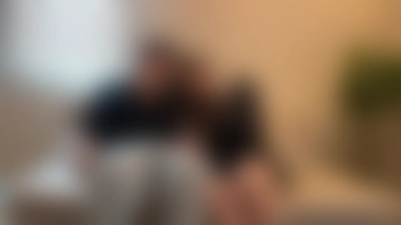【初めて浮気しに来た高身長な激カワ大学2年生ちゃん】
📍動画時間2時間越え

※身バレ防止で突如動画が削除される可能性あり
※単品購入者は削除後も永久視聴可能

【詳細】
彼氏が早漏すぎて全然満足できないって理由で、初めて浮気しに来たらしいです。

最初はかなり緊張してて「彼氏に申し訳ない…やっぱり帰った方がいいかも…」とか言ってたのに、キスした瞬間から体が熱くなって、1回目で完全にスイッチが入っちゃいました。

2回目、3回目と重ねるごとにどんどん大胆になって、最後には「彼氏よりこっちのがずっと気持ちいい…」って恥ずかしそうに言いながら自分から腰を動かしてくるようになりましたww

性欲がめちゃくちゃ強くて溜まってたのか、合計5回戦も求めてきて、朝方までずっと繋がってました。本当にエロすぎて最高でした…。 (2/2)