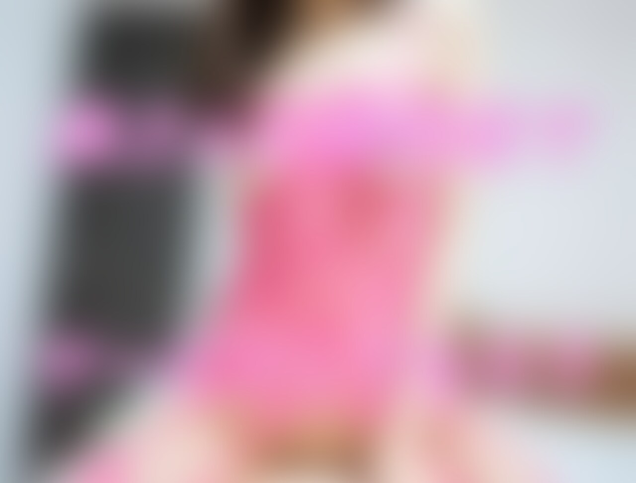 奥さんにエロい服を着せてした時の動画です😆
長いので前後編に分けて編集しています。
この動画ではバックで入れてから奥さんに騎乗位してもらっています😍
そして騎乗位は前からと後ろから両方入れています😍後ろ向きでお尻の穴が丸見えになってるのがエロいですよね😍
おっぱいも丸見えでエロい感じに揺れてますのでぜひ見てみてください😆
いいねもよろしくお願いします! (2/2)