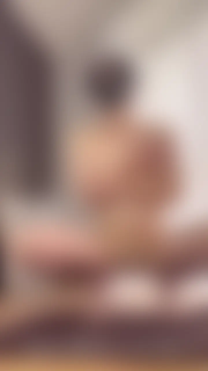 おまんこぉ♡おまんこぉぉ♡言いながらぬるてかの身体で下品潮吹き♡ sample 1