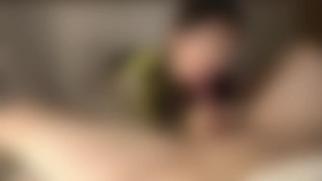 レースクイーンの格好をした可愛い女の子が、一生懸命にご奉仕フェラをする彼氏目線の主観映像❤︎
POV: A cute girl dressed in a race queen cosplay outfit gives a passionate blowjob❤︎
【SNSアカウント✨】
・X(Twitter)🐦
あおまりカップル
twitter.com/am_couple117
まりあ個人アカウント
twitter.com/maria___ph
・Instagram🌸
instagram.com/aoimaria117 (2/2)